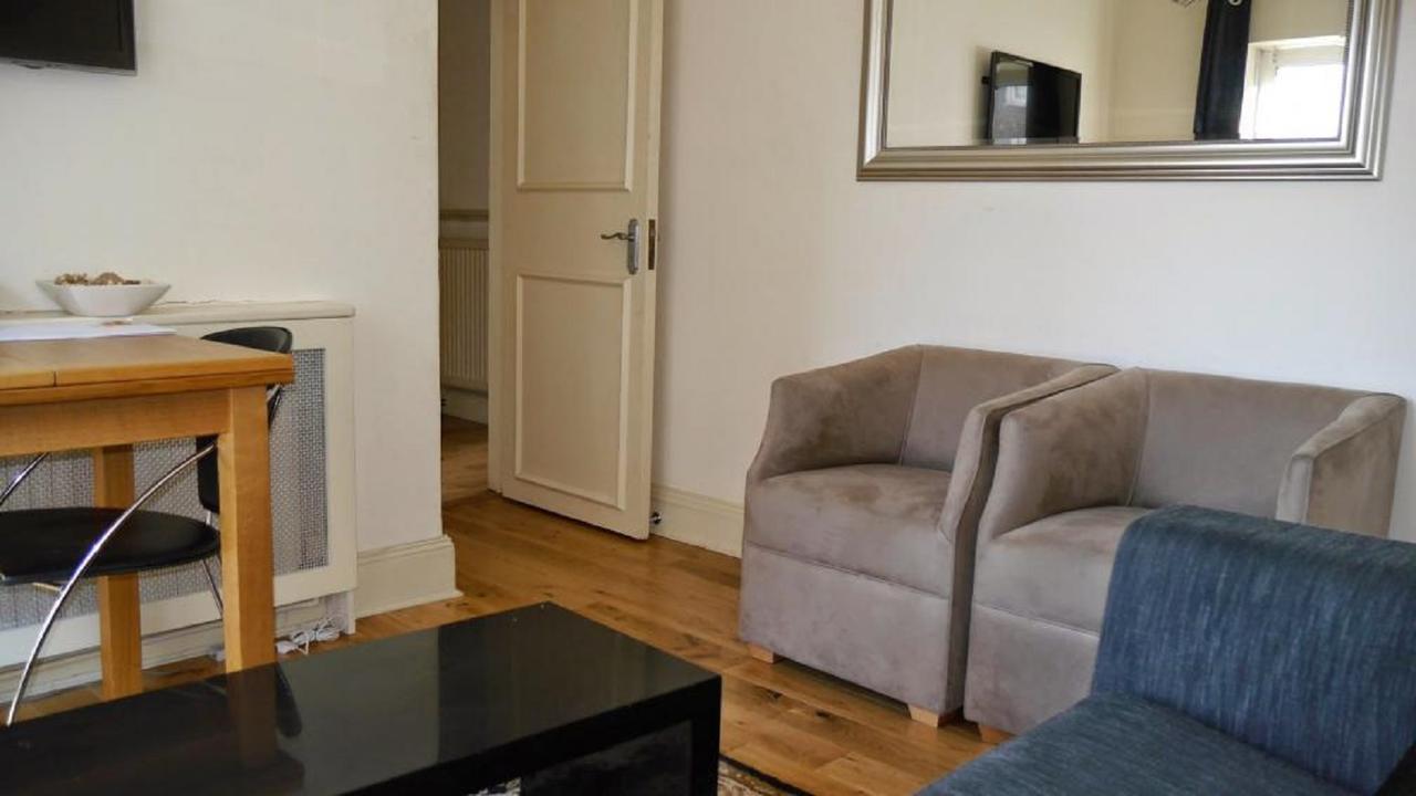 17 Brooks Mews Apartments * London